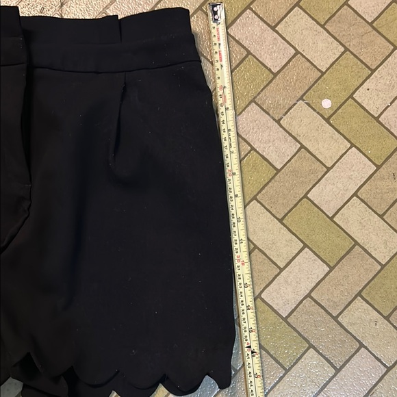 Black High Waist Shorts with Scalloped Hem - Picture 10 of 10